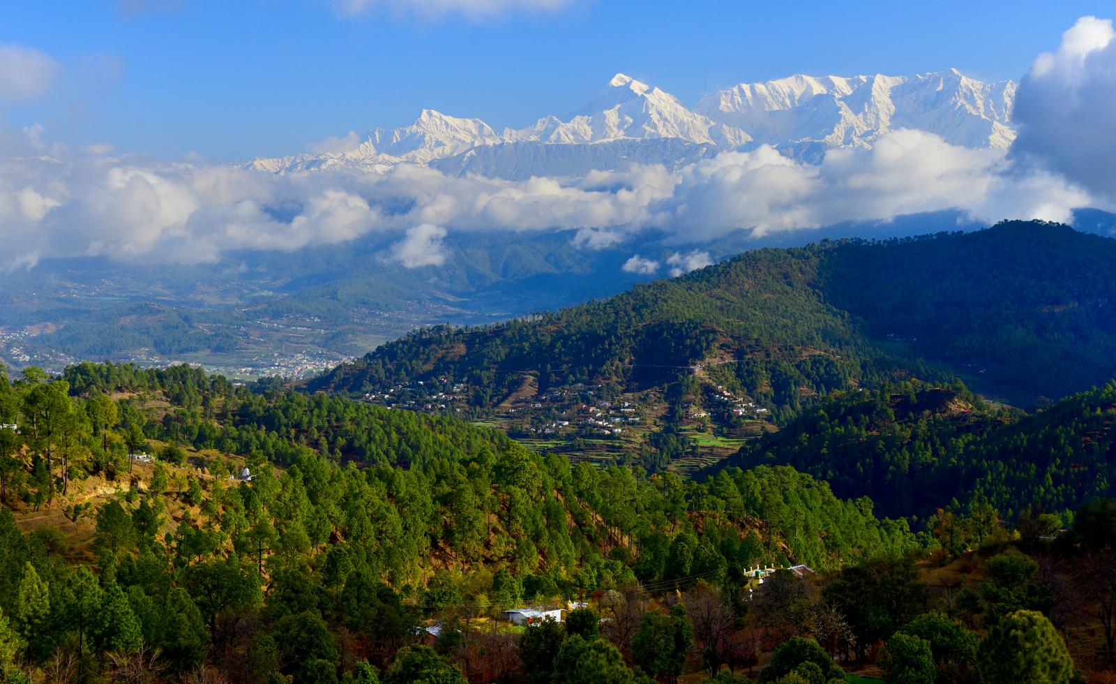 Corbett & Nainital Ranikhet Kausani Binsar