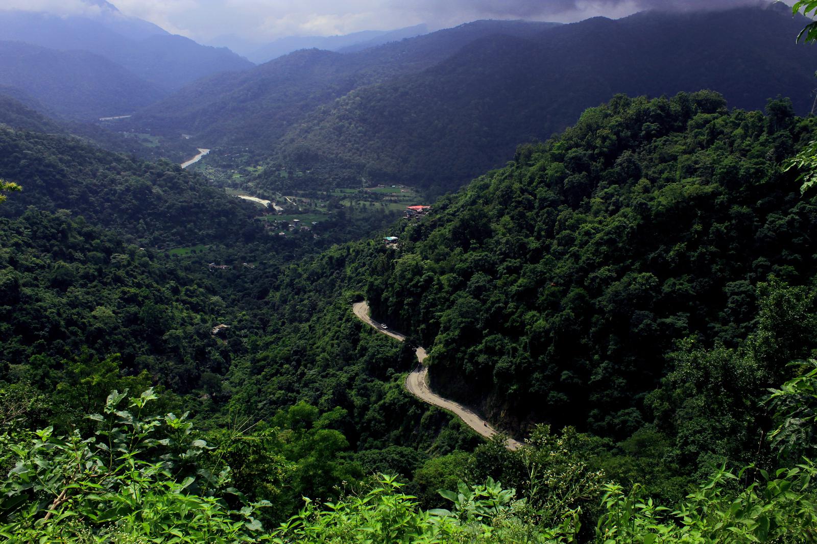 Corbett & Nainital Ranikhet Kausani Binsar
